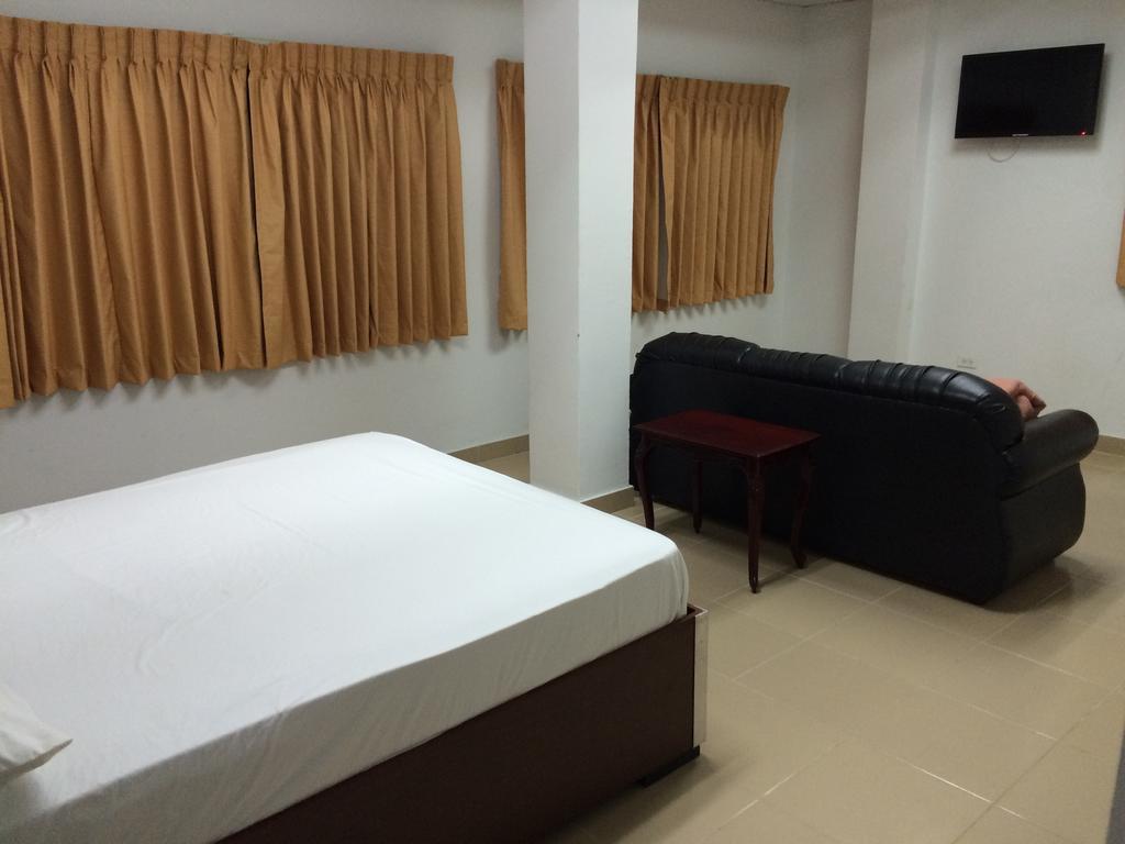 Residencial Turistico El Descanso Hotel Panama City Room photo